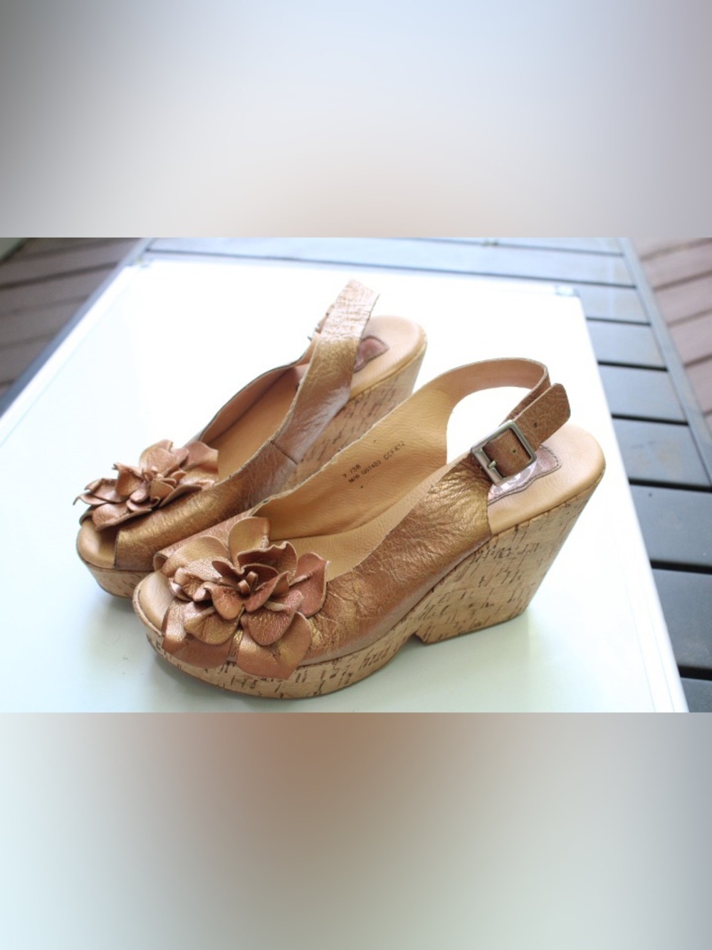 Korks platform wedges
